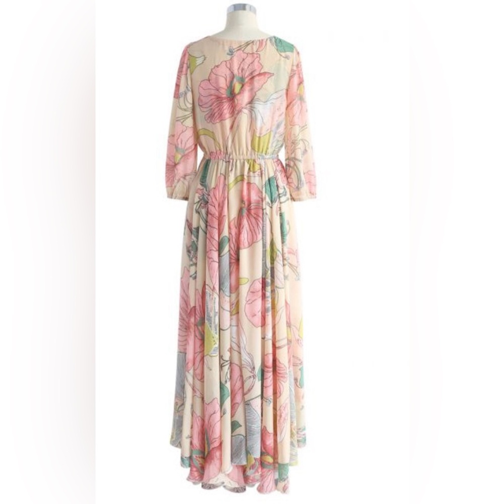 Chicwish Spring Scenery Floral Maxi Dress, size Small. Worn once, like New.